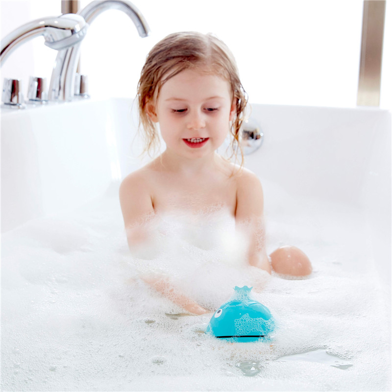 squirting whale bath toy